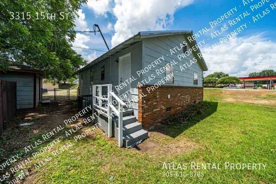 3315 15th St - Photo 3 of 20
