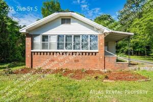featured image of 601 2nd St S