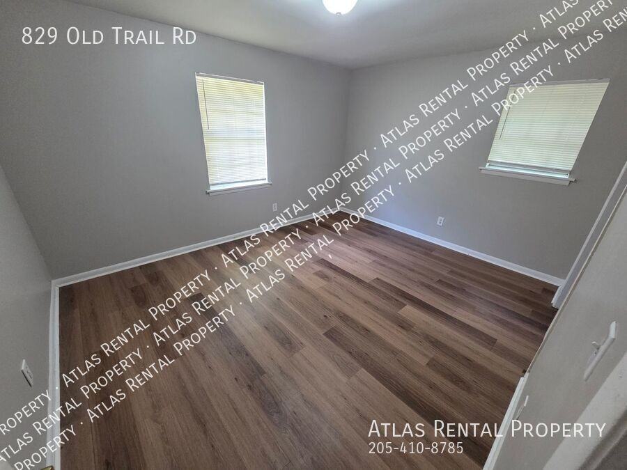 829 Old Trail Rd - Photo 3 of 5