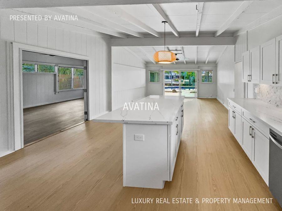 596 Iana St - Photo 4 of 26