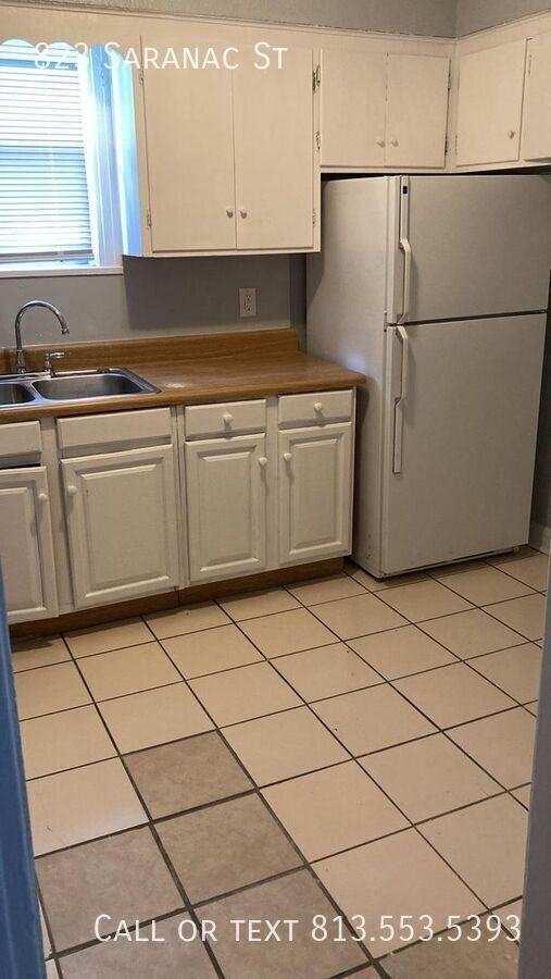 823 Saranac St - Photo 4 of 14