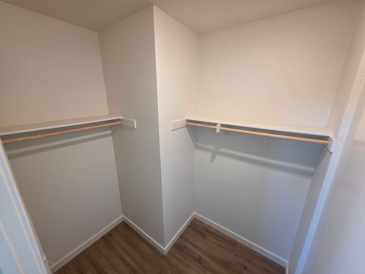 611 Highland - Photo 4 of 17