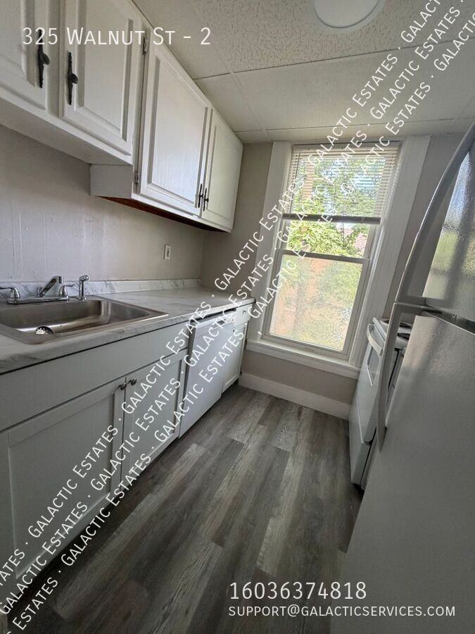 325 Walnut St #2 - Photo 6 of 9