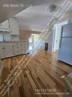 featured image of 696 Hevey St #3