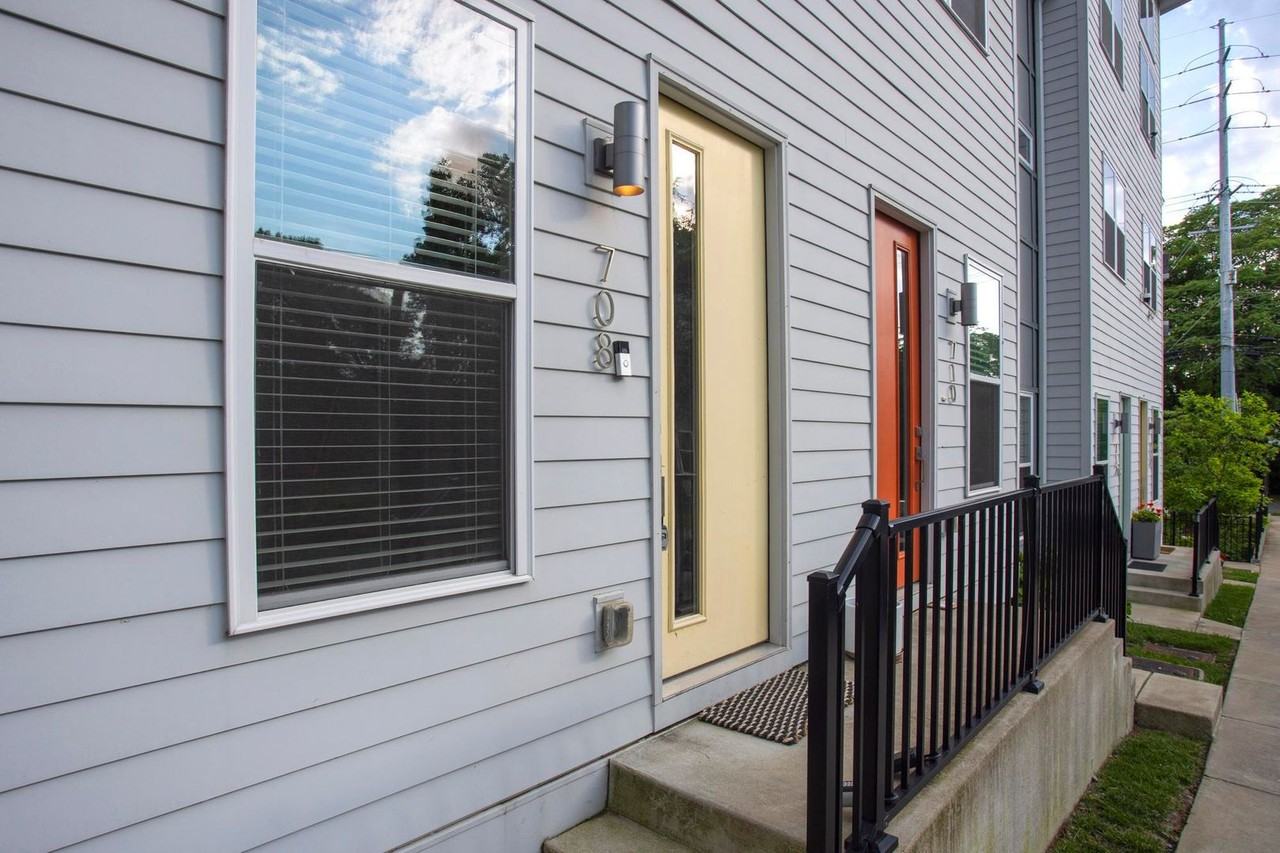 708 Tral St - Photo 2 of 45