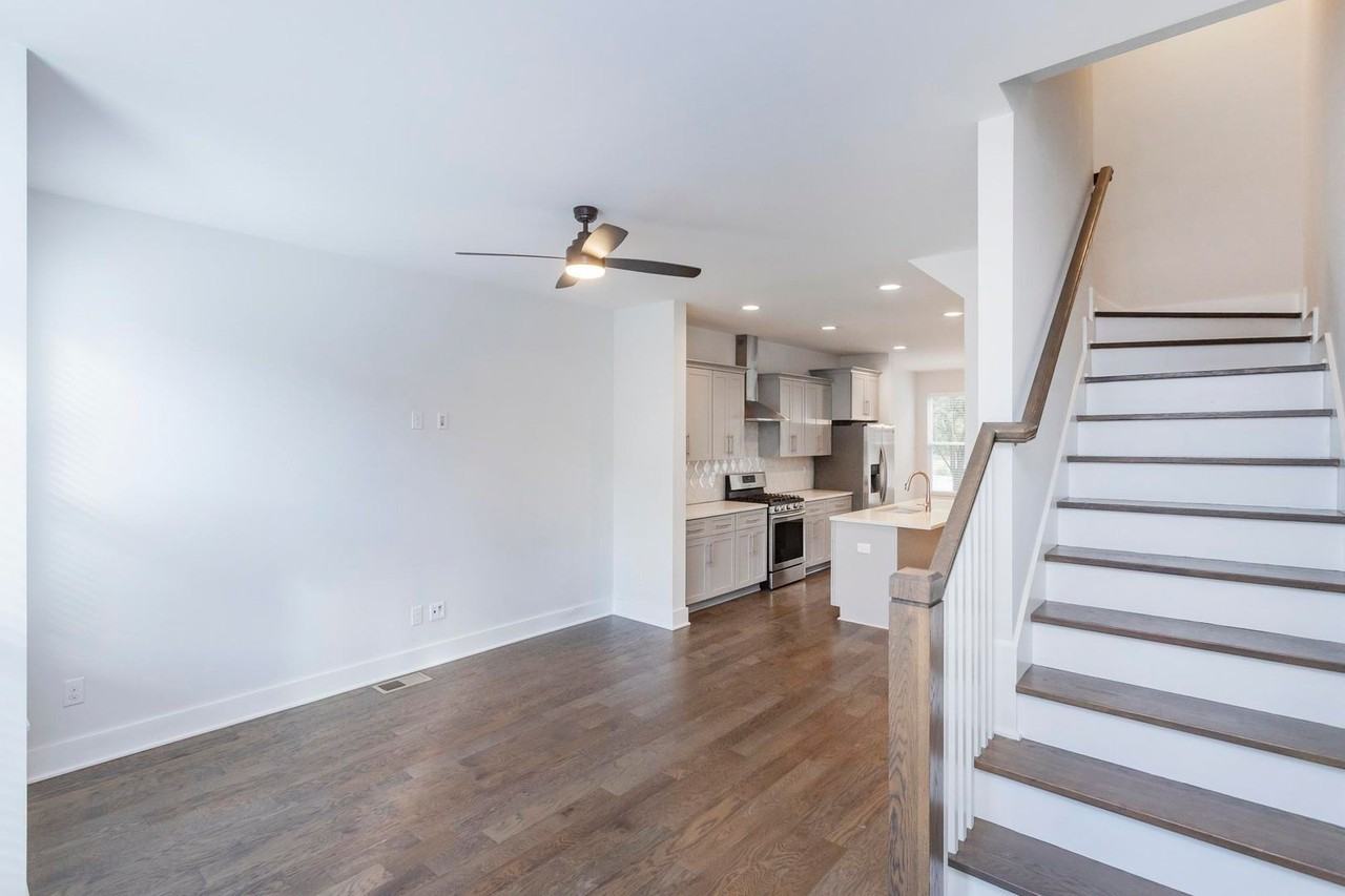 708 Tral St - Photo 4 of 45