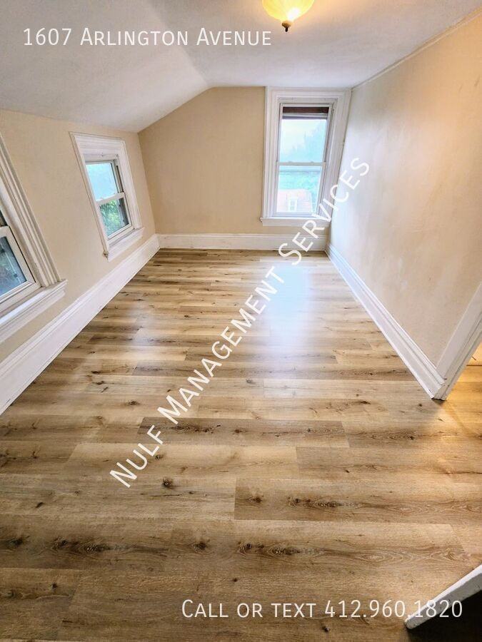 1607 Arlington Ave - Photo 3 of 9