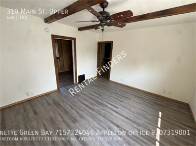 310 Main St Uppr - Photo 2 of 11
