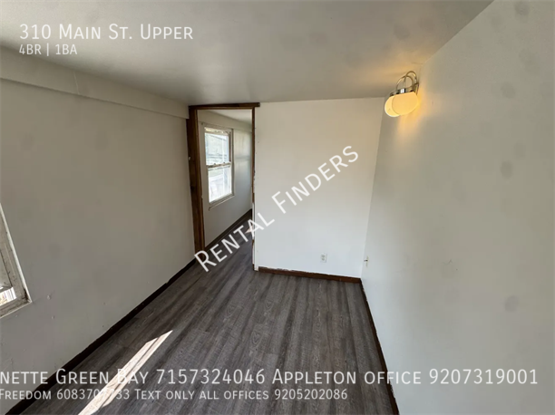310 Main St Uppr - Photo 4 of 11
