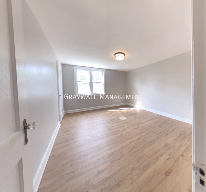 480 Westmont Dr - Photo 5 of 6