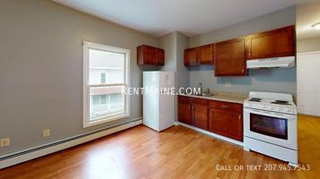 featured image of 380 Hammond St #3