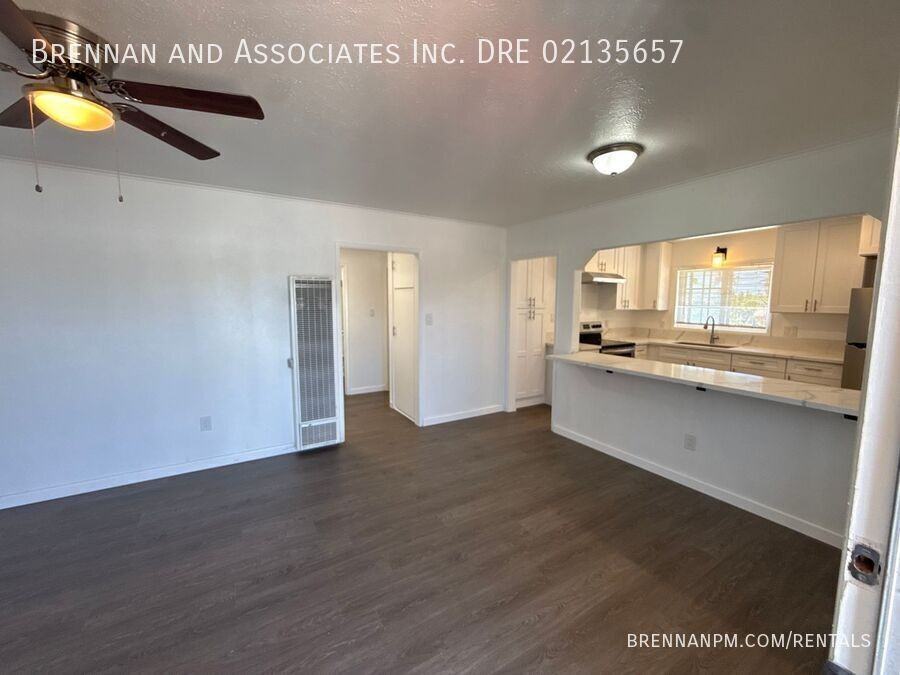 288 1/2 5th Ave - Photo 3 of 16