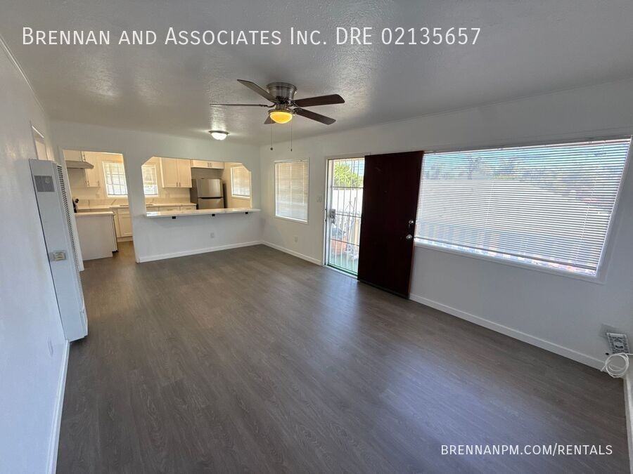 288 1/2 5th Ave - Photo 4 of 16