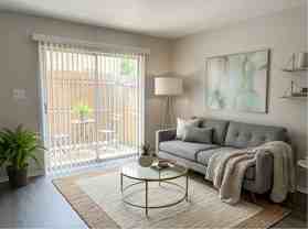 ALL BILLS PAID Apartment in the Heart of Grand Prairie - Photo 1 of 1