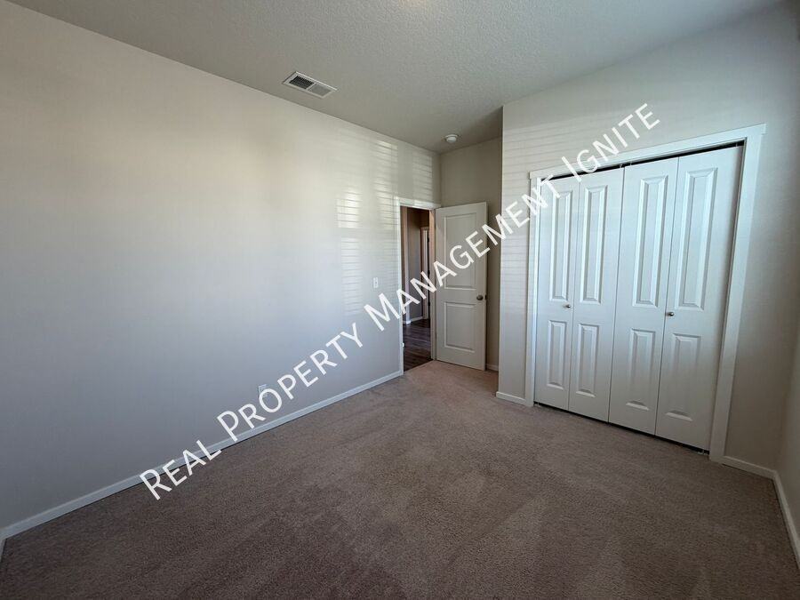 1430 Nw Upas Pl - Photo 7 of 13