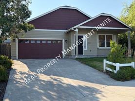 332 Sw Antler Ridge Ct - Photo 1 of 1