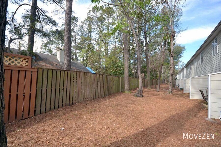 955 Downey Branch Ln - Photo 6 of 35