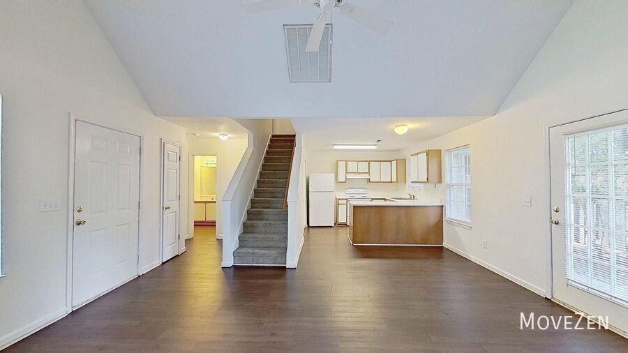 307 Saint Rosea Rd - Photo 2 of 36