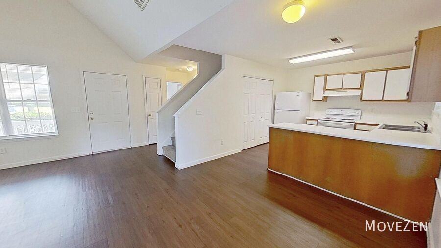 307 Saint Rosea Rd - Photo 5 of 36