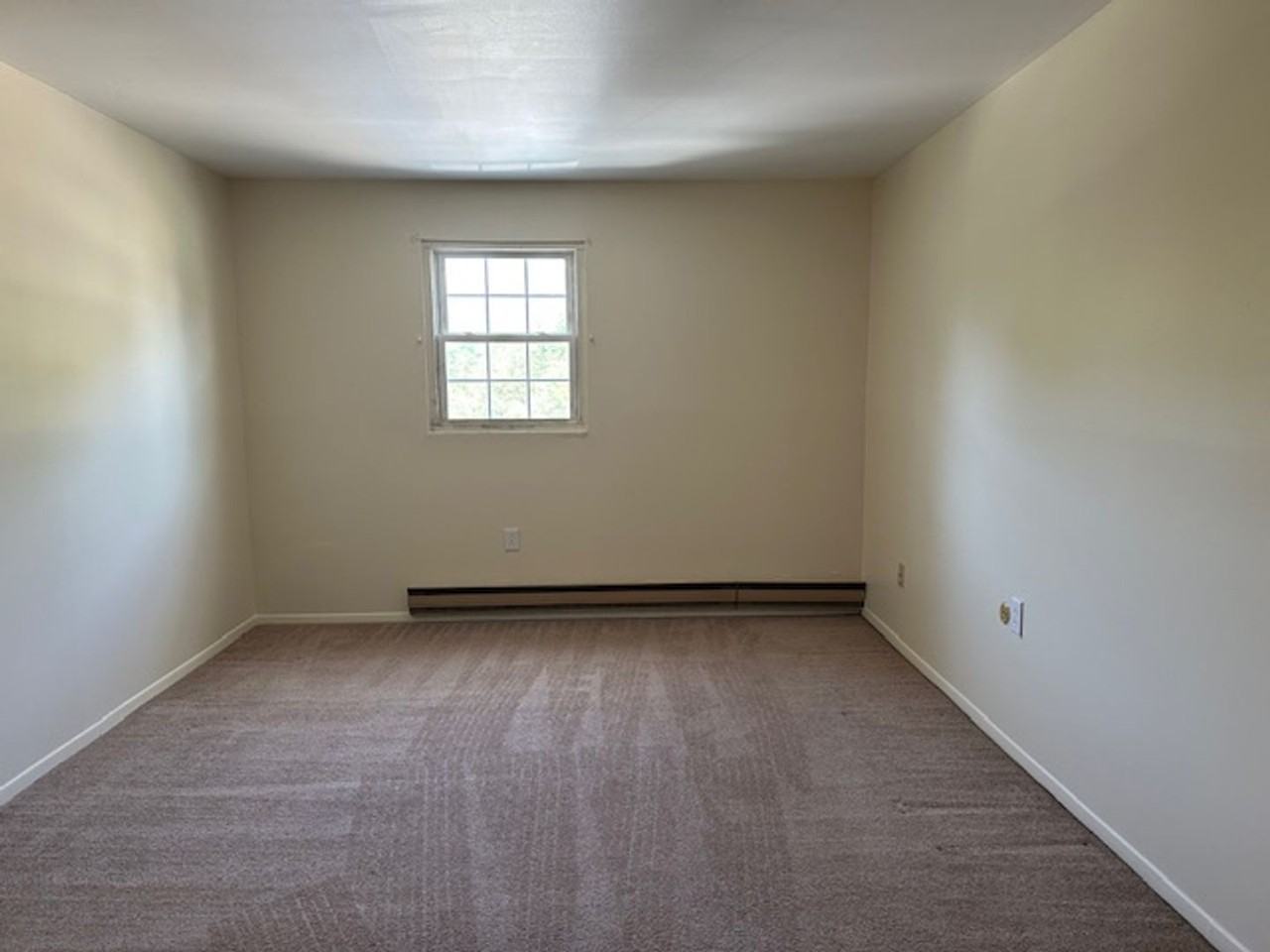696 Walborn Ln #11 - Photo 7 of 42