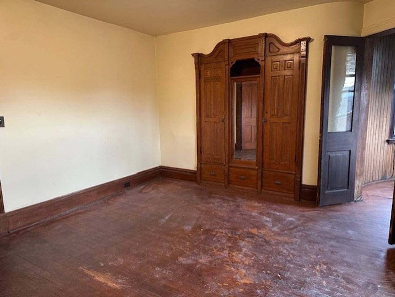 1518 N 2nd St #3 - Photo 3 of 9