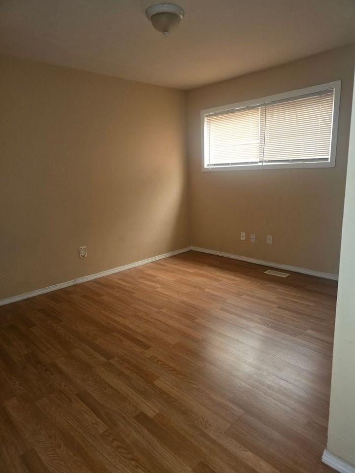 1821 Modoc St - Photo 6 of 7