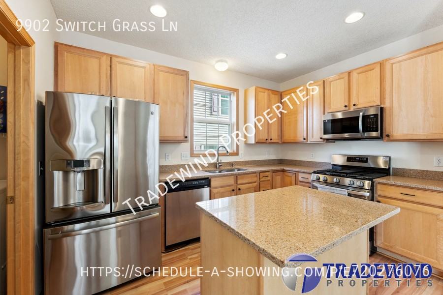 9902 Switch Grass Ln - Photo 3 of 31