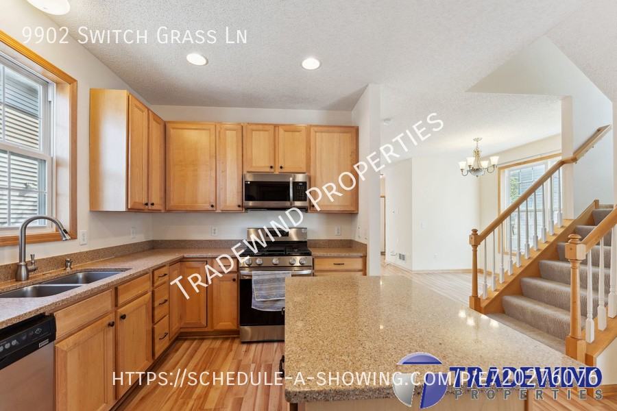 9902 Switch Grass Ln - Photo 4 of 31