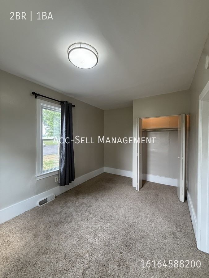 5217 Rich St #1 - Photo 6 of 11