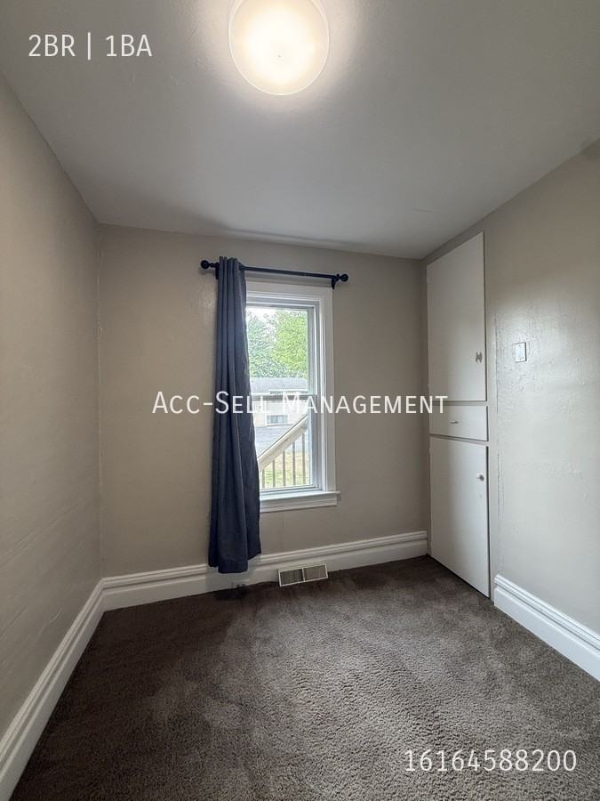 5217 Rich St #1 - Photo 7 of 11