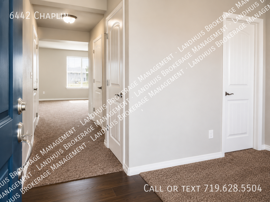6442 Chaplin Dr - Photo 3 of 28