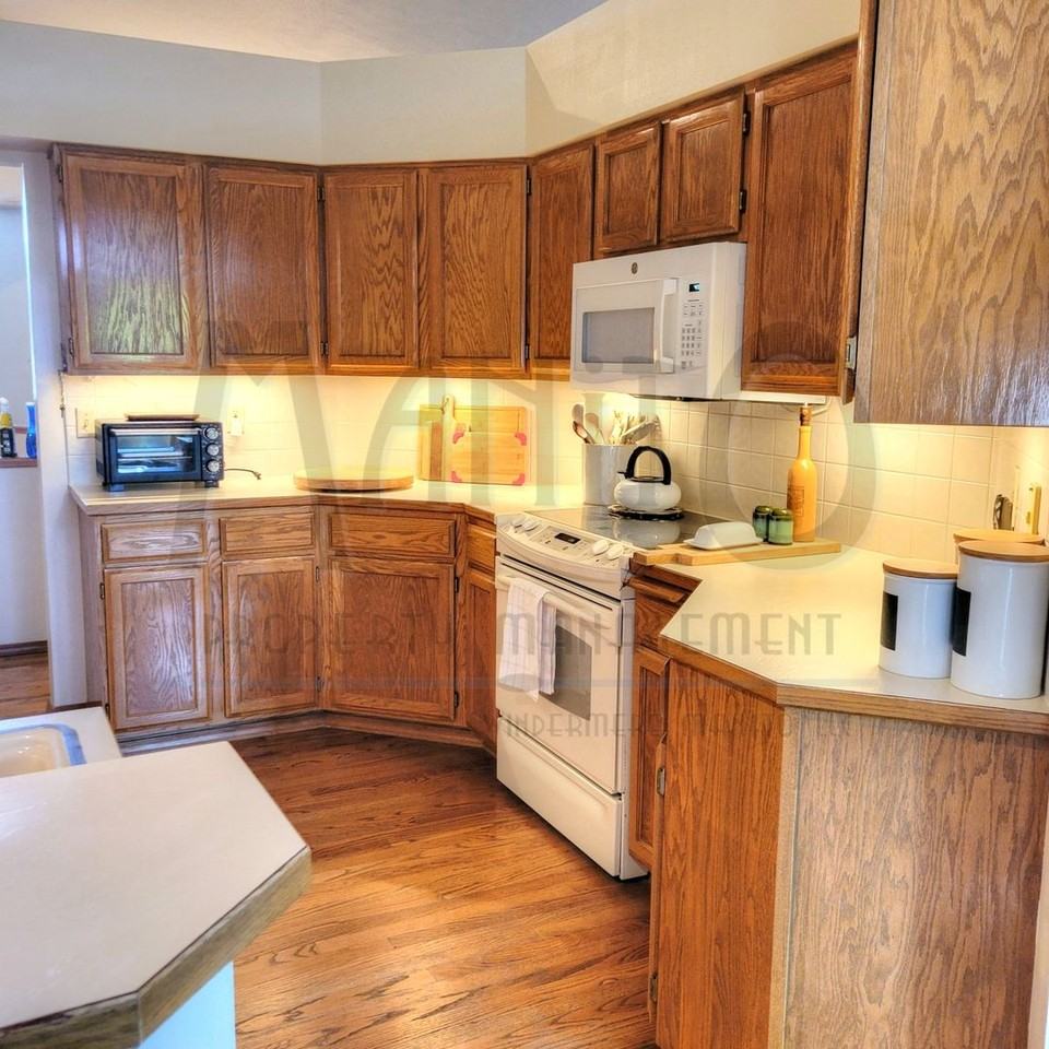 2502 E 58th Ln - Photo 6 of 14