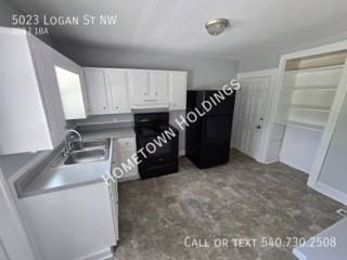 5023 Logan St Nw - Photo 4 of 7