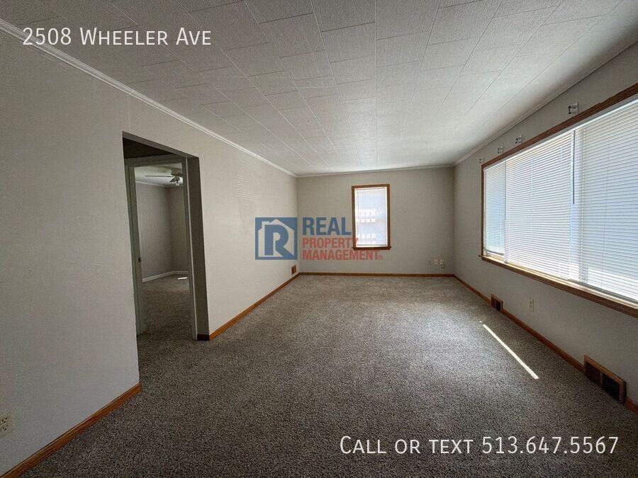 2508 Wheeler Ave - Photo 2 of 17