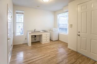 1117 3rd St #17 - Photo 1 of 1