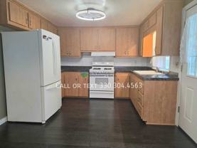2119 Maple Ave Ne - Photo 1 of 1