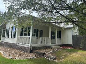 5412 Raymond Stotzer Pkwy - Photo 1 of 1