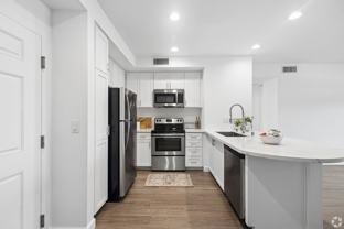 3400 Cahuenga Blvd Los Angeles, CA 90068 - Photo 1 of 1