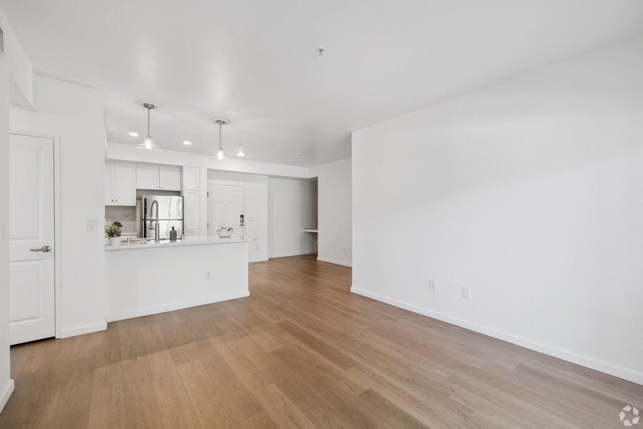 3400 Cahuenga Blvd Los Angeles, CA 90068 - Photo 3 of 12
