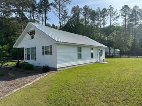467 Pine St - Photo 1 of 1