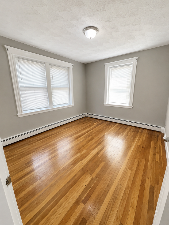 192 Washington St #308 - Photo 3 of 4