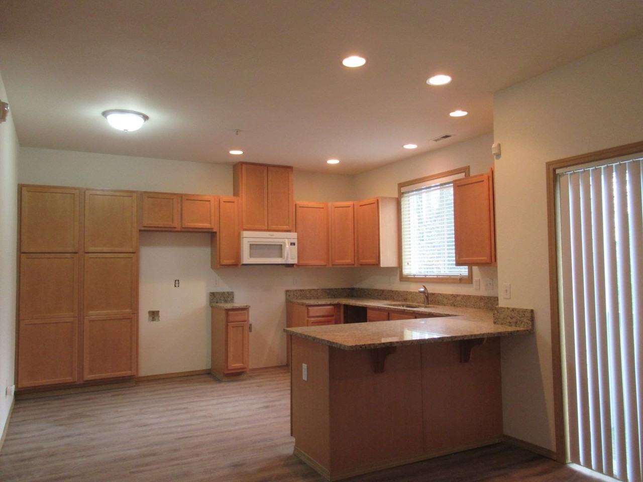 10707 Se 170th St - Photo 4 of 16