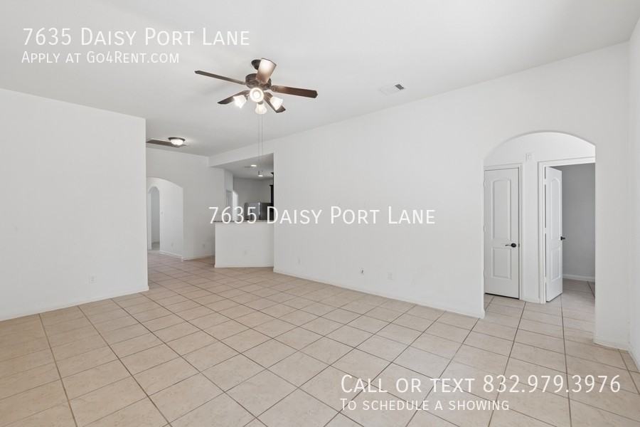 7635 Daisy Port Ln - Photo 6 of 23