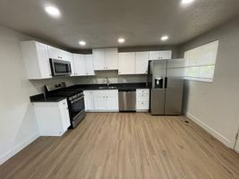 featured image of 1875 S Edison St
