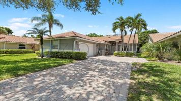 featured image of 5361 Grande Palm Cir
