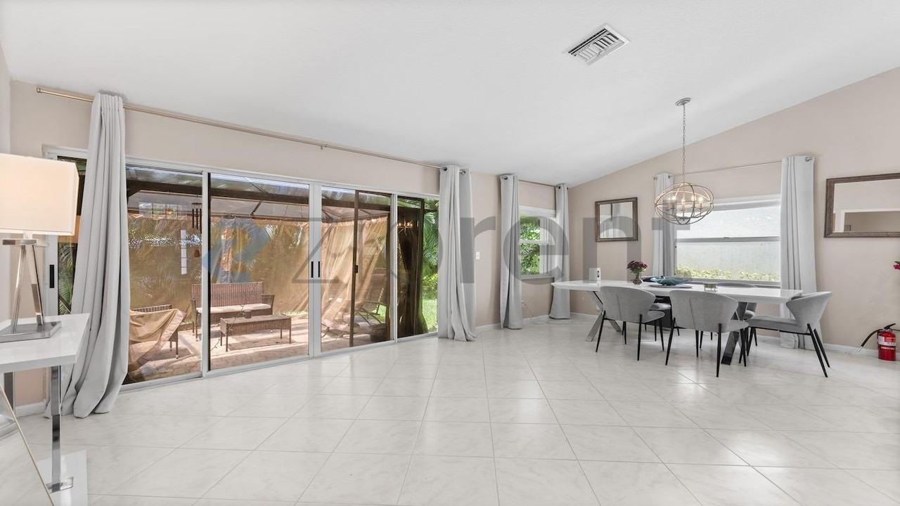5361 Grande Palm Cir - Photo 7 of 13