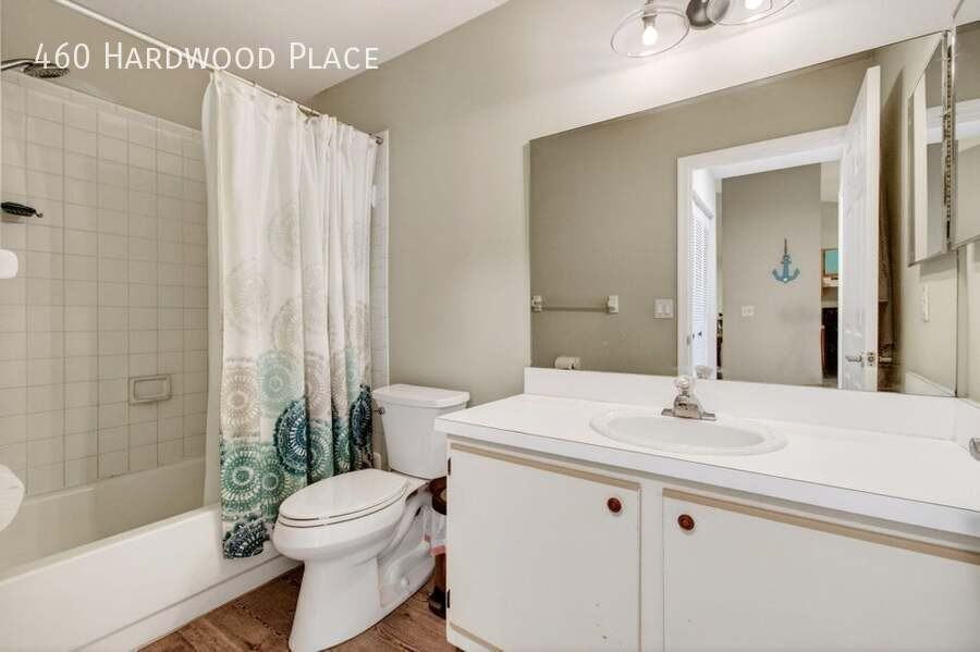 460 Hardwood Pl - Photo 6 of 11