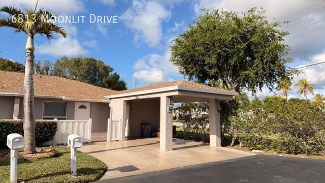 6813 Moonlit Dr