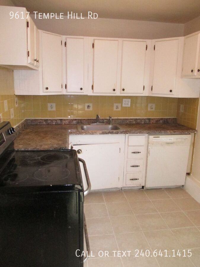 9617 Temple Hill Rd - Photo 5 of 22