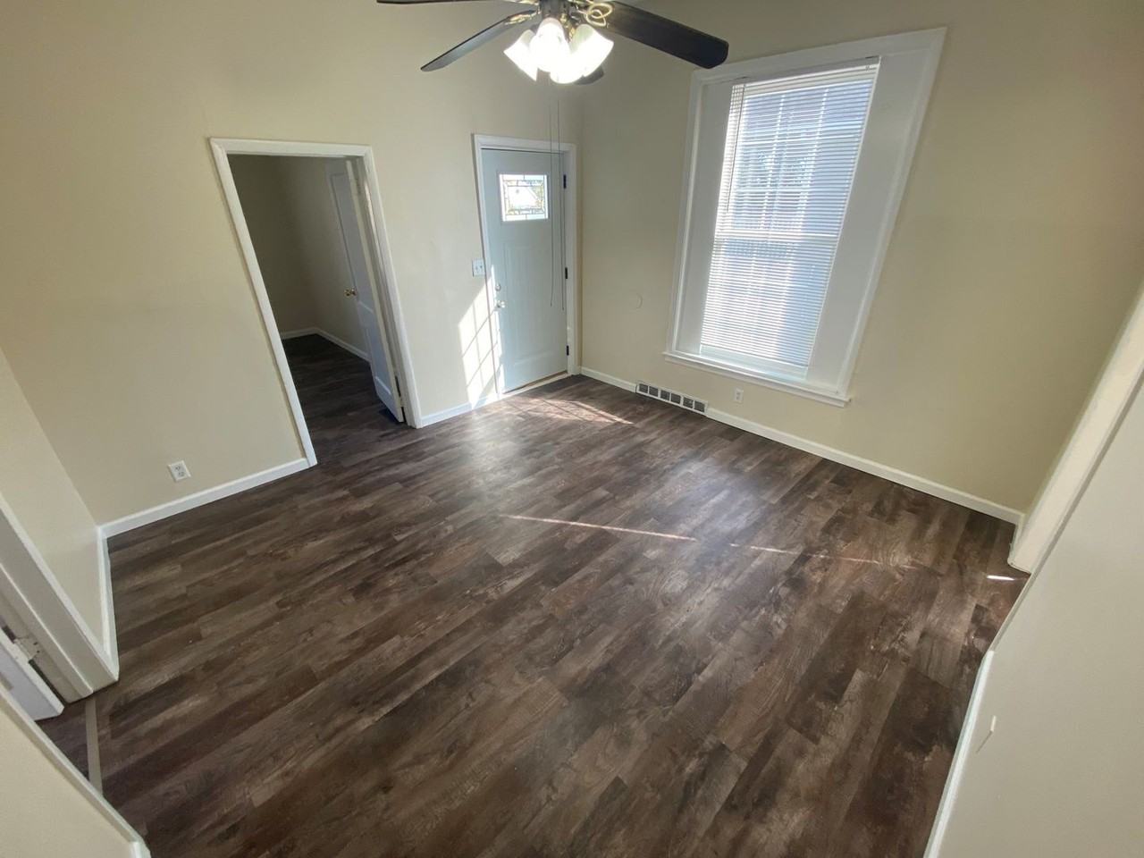 4149 Grant St - Photo 5 of 17